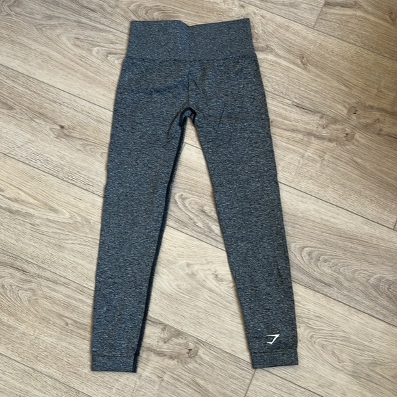 *FREE ADD ON* Gymshark Adapt Mark Seamless Leggings in Black - Picture 7 of 7
